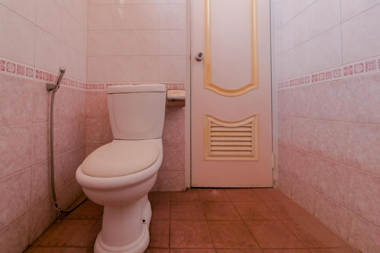 Oyo 2858 Vafa Guesthouse Cianjur Bagian luar foto