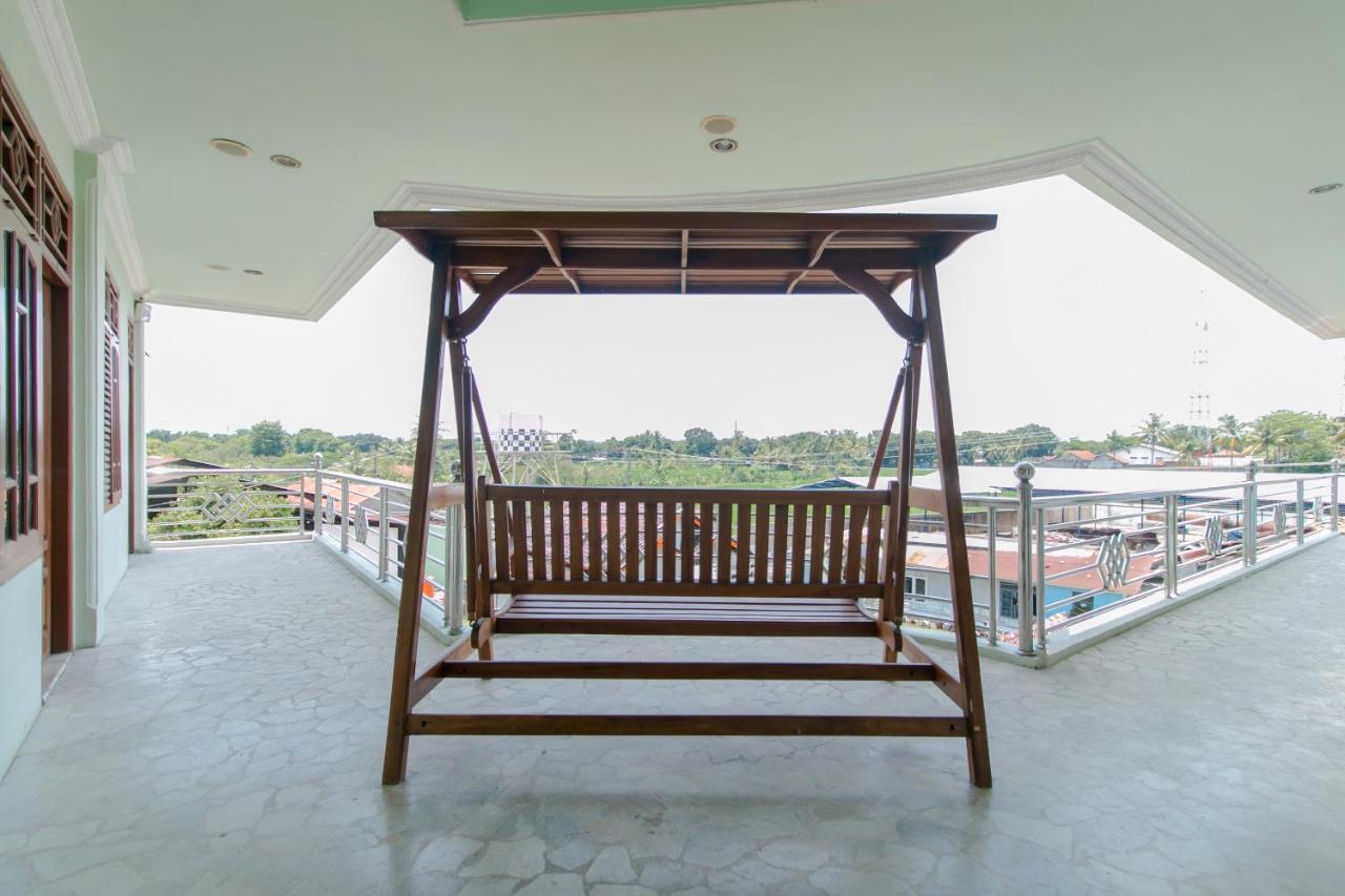 Oyo 2858 Vafa Guesthouse Cianjur Bagian luar foto