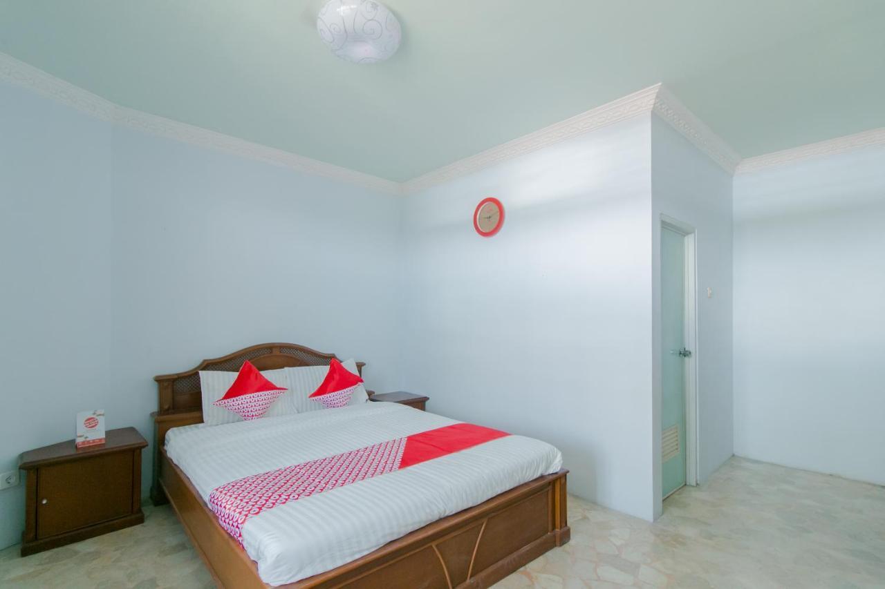 Oyo 2858 Vafa Guesthouse Cianjur Bagian luar foto
