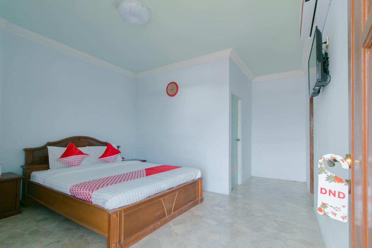 Oyo 2858 Vafa Guesthouse Cianjur Bagian luar foto